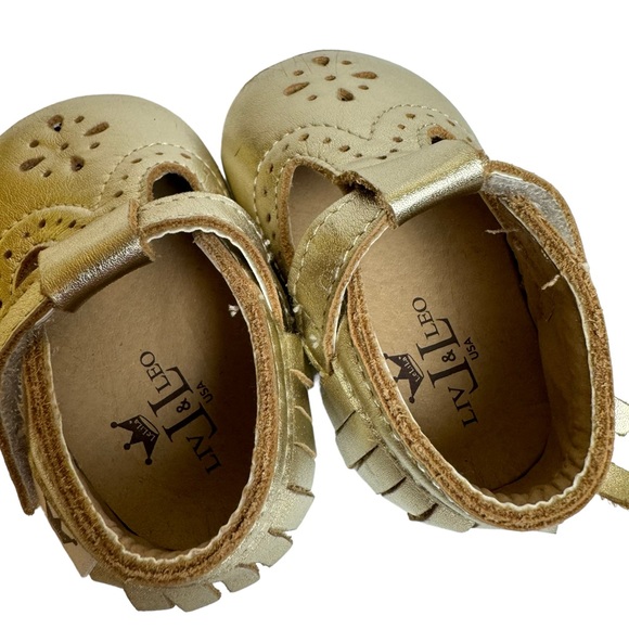 🌟 Adorable Liv & Leo Gold Fringe Moccasins Soft Sole Girl Size 6-12 months - Picture 4 of 8